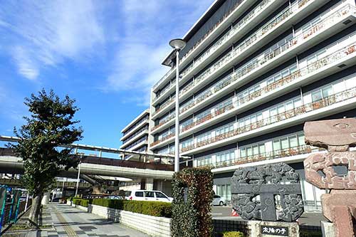 市役所の外観